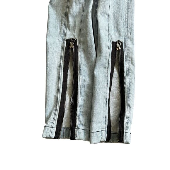 bebe Jeans Womens Size 28 Light Wash Low Rise Skinny Distressed Denim Zippers - Picture 9 of 16